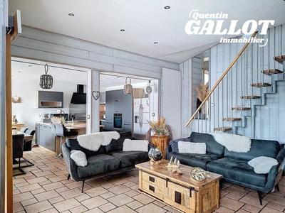 Maison - 192 m² - 11 pièces