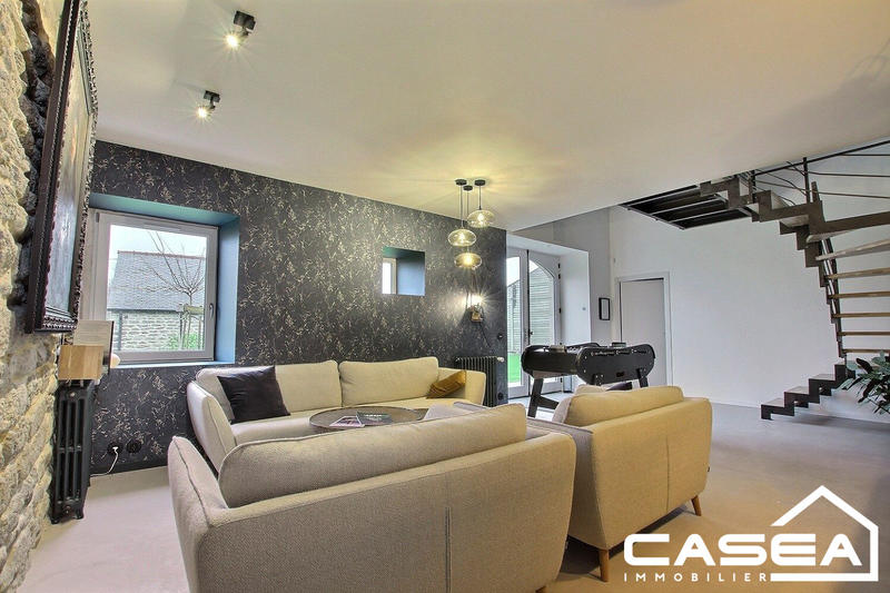 Maison ancienne - 326 m² - 14 pièces