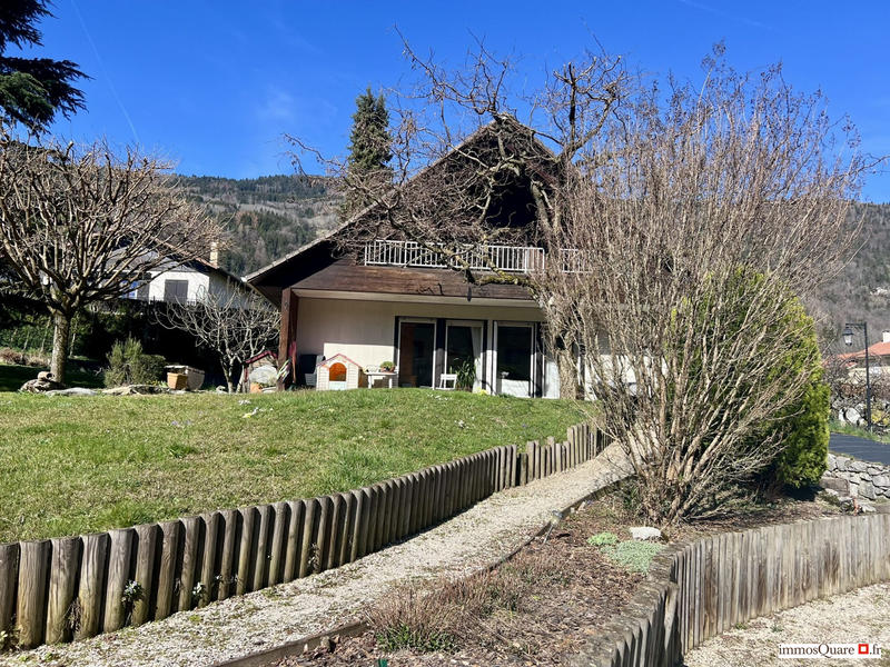 Maison - 145 m² - 7 pièces