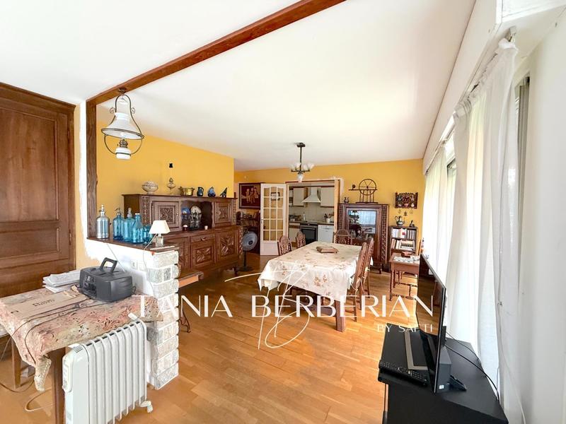 Appartement - 97 m² - 4 pièces