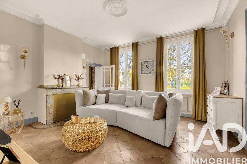 Maison - 510 m² - 15 pièces