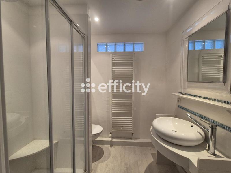 Appartement - 104 m² - 4 pièces