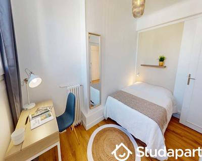 Chambre - 110 m² - 1 pièce