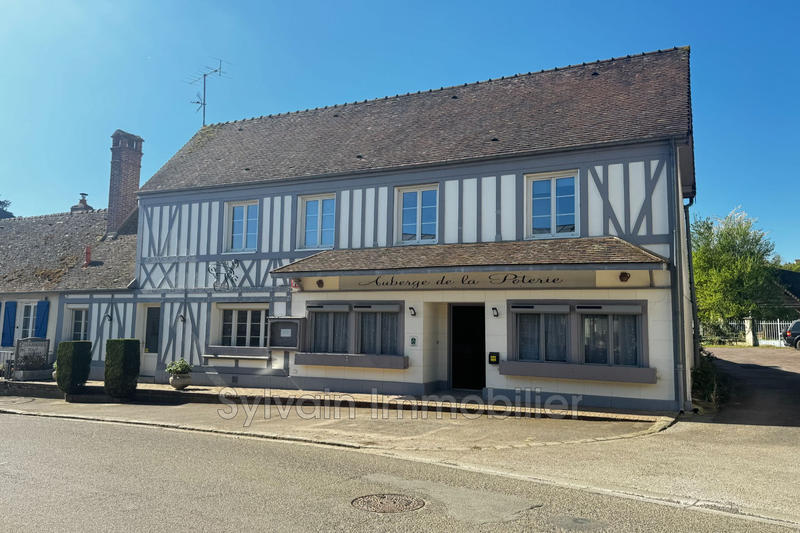 Maison - 359 m² - 6 pièces