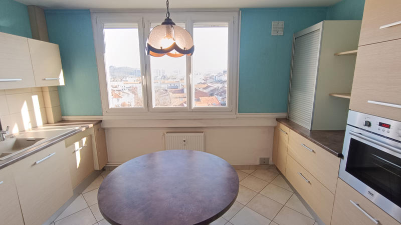 Appartement - 76 m² - 4 pièces