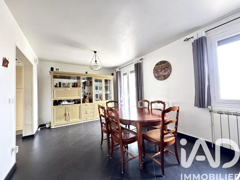 Maison - 123 m² - 6 pièces