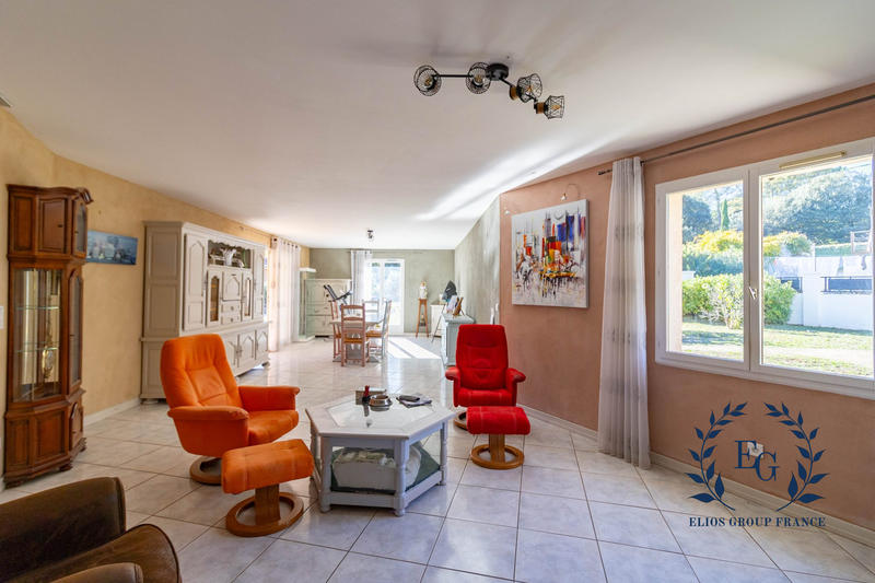 Maison - 183 m² - 5 pièces