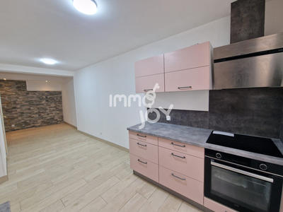 Maison - 83 m² - 3 pièces