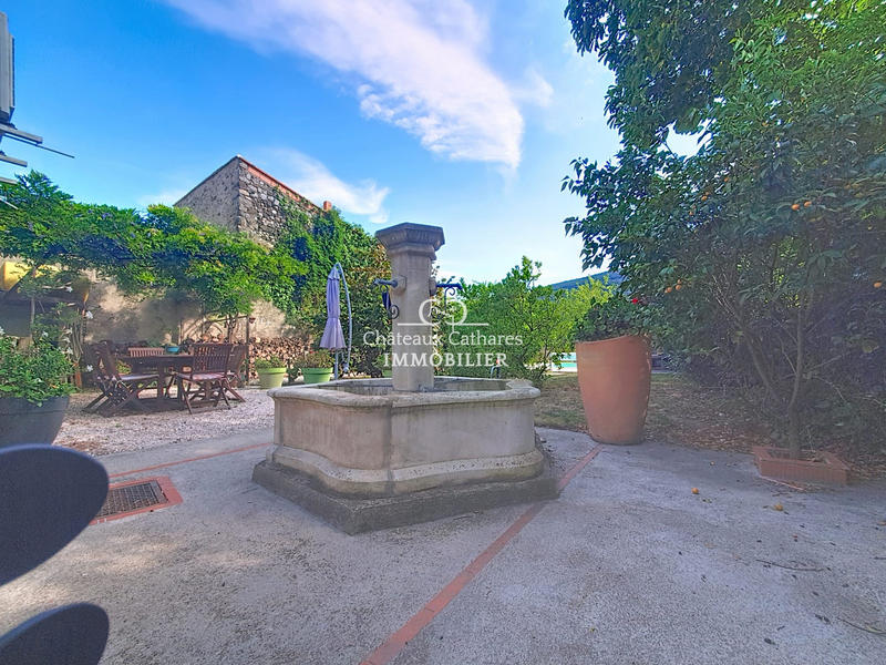 Maison ancienne - 250 m² - 9 pièces