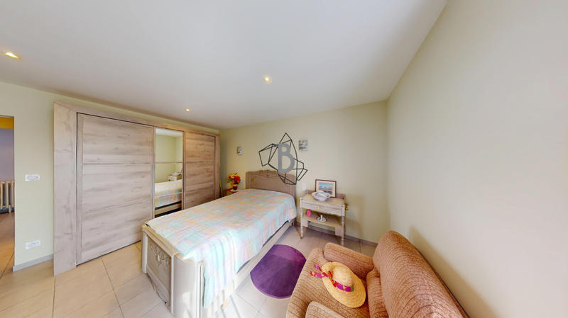 Maison - 90 m² - 3 pièces