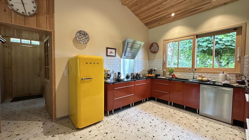 Maison de bois - 165 m² - 4 pièces