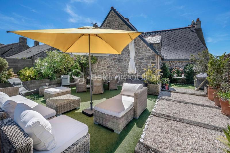 Maison - 108 m² - 4 pièces