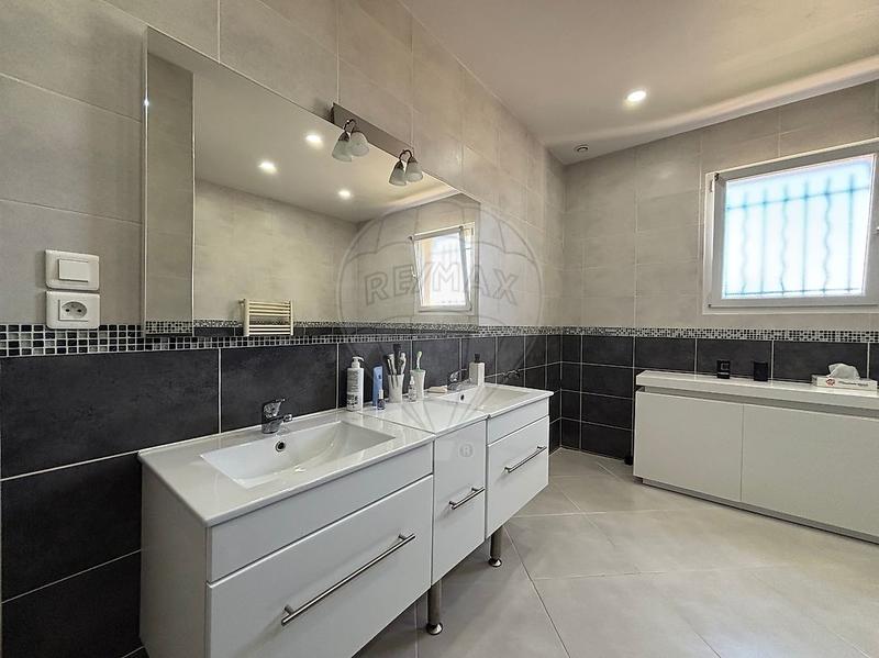 Maison - 114 m² - 4 pièces