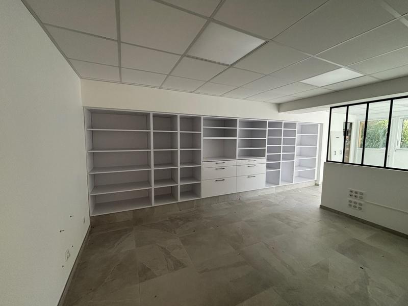 Local commercial - 195 m²