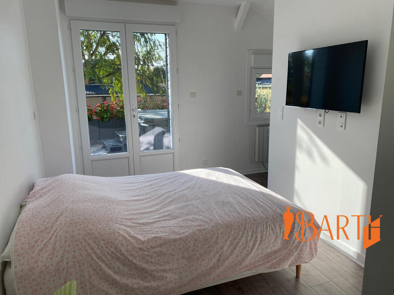 Villa - 185 m² - 6 pièces