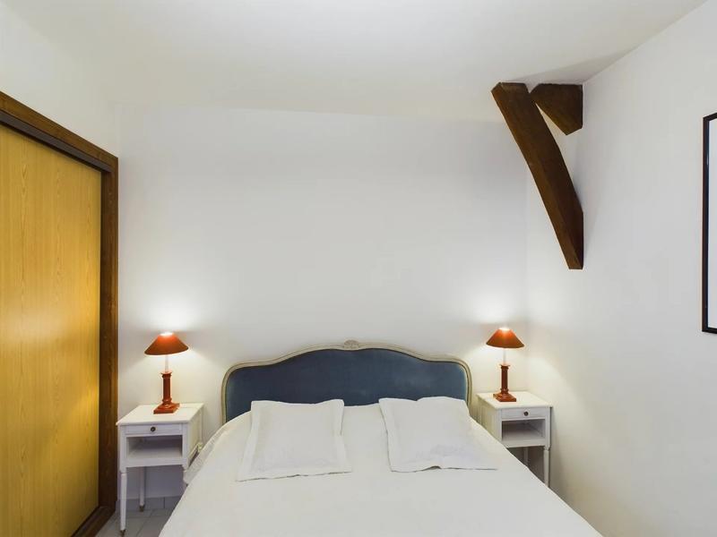 Propriété - 340 m² - 10 pièces