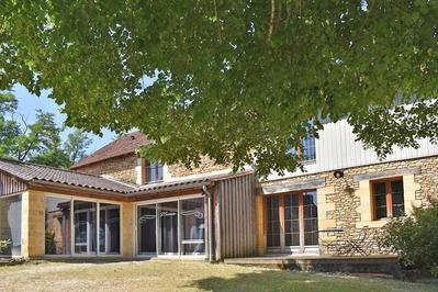 Maison - 202 m² - 7 pièces