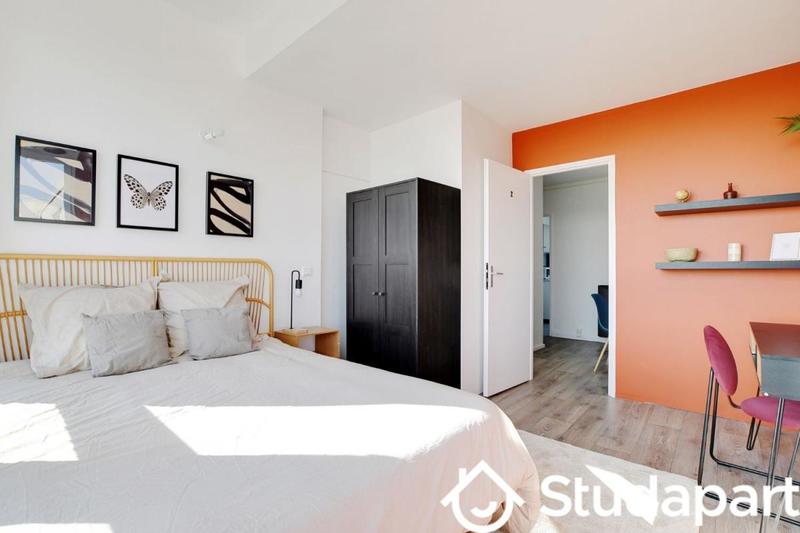 Chambre - 10 m² - 1 pièce