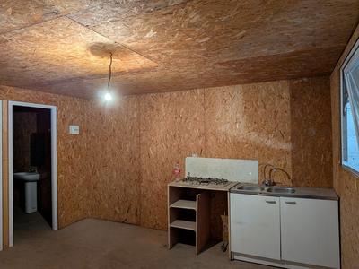 Entrepôt - 366 m² - 1 pièce