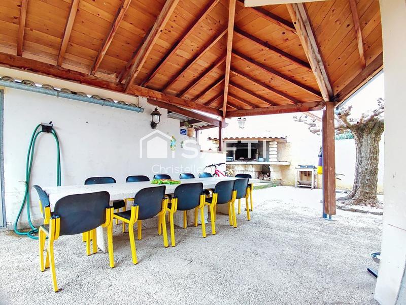 Maison - 150 m² - 7 pièces