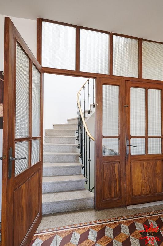 Maison - 295 m² - 7 pièces