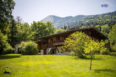 Villa - 174 m² - 8 pièces