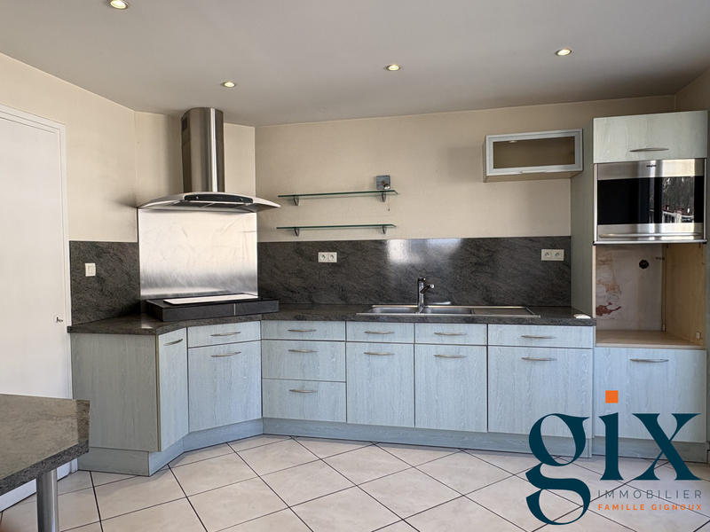 Appartement - 76 m² - 3 pièces