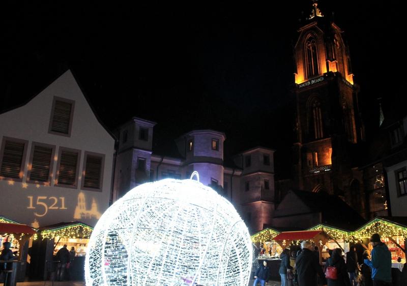 Déambulation : Père-Noël en calèche