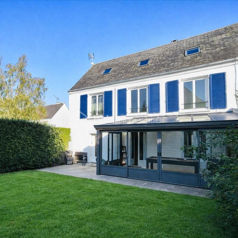 Maison - 147 m² - 6 pièces