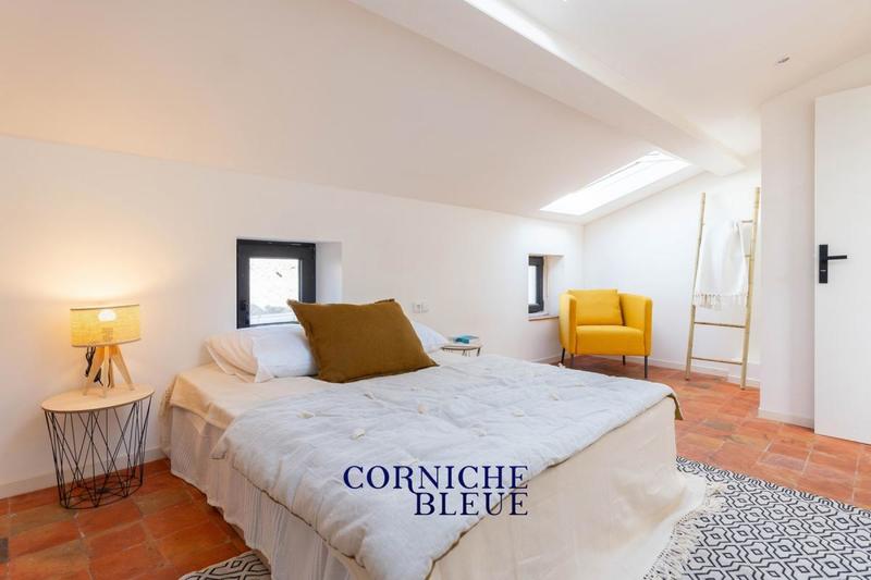 Appartement - 102 m² - 3 pièces