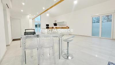 Maison d'architecte - 216 m² - 8 pièces