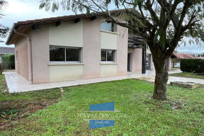 Maison - 138 m² - 5 pièces