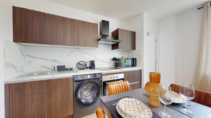 Appartement - 61 m² - 5 pièces