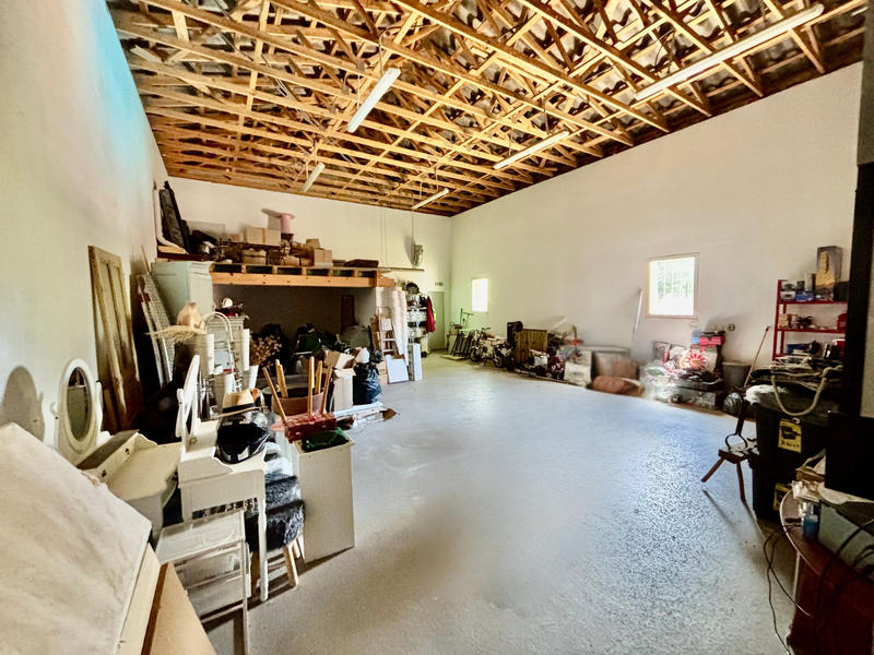 Entrepôt - 360 m² - 6 pièces