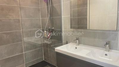 Appartement - 70 m² - 3 pièces