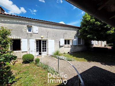 Maison - 265 m² - 12 pièces