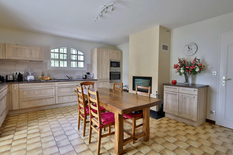 Maison - 178 m² - 6 pièces