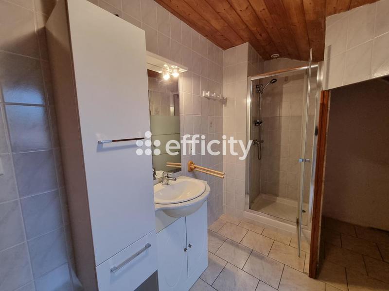 Maison - 144 m² - 7 pièces