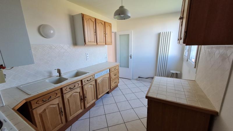 Appartement - 85 m² - 4 pièces