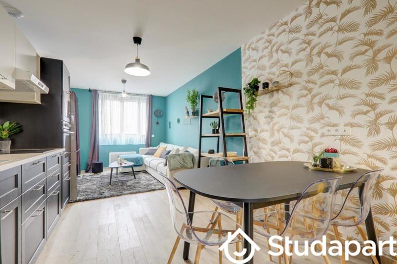 Chambre - 9 m² - 1 pièce