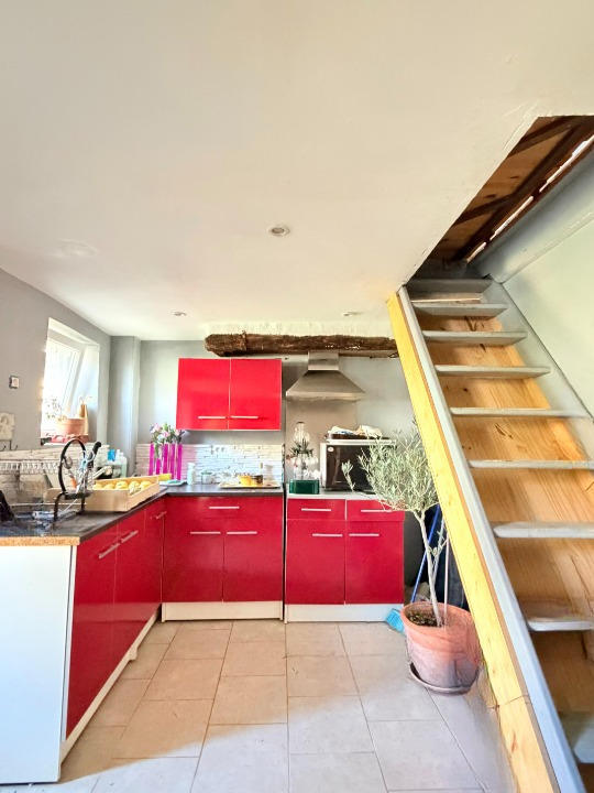 Maison - 90 m² - 2 pièces