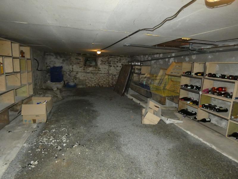 Maison - 324 m² - 9 pièces