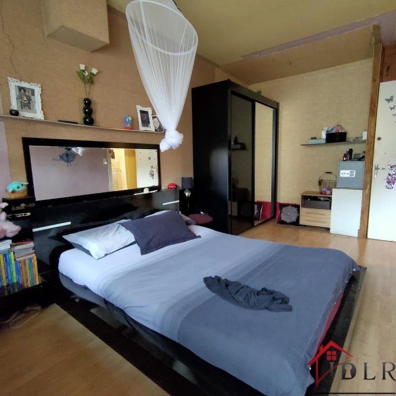 Immeuble - 233 m² - 11 pièces