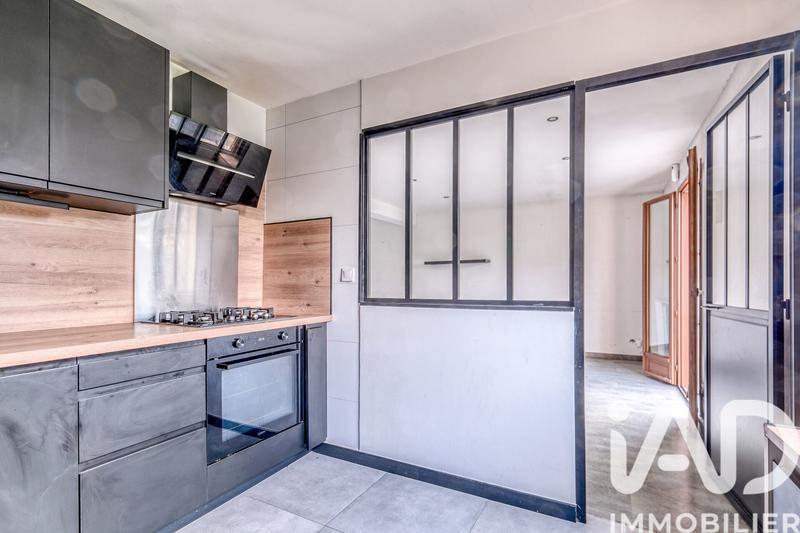 Maison - 83 m² - 4 pièces