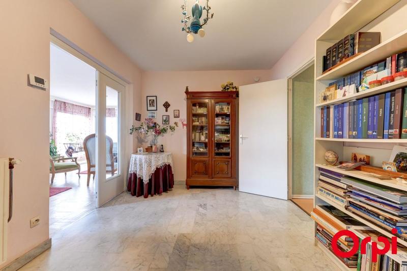 Appartement - 170 m² - 6 pièces