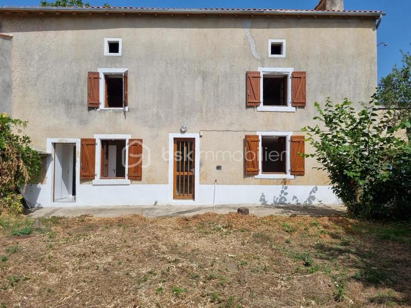 Maison en pierre - 110 m² - 4 pièces