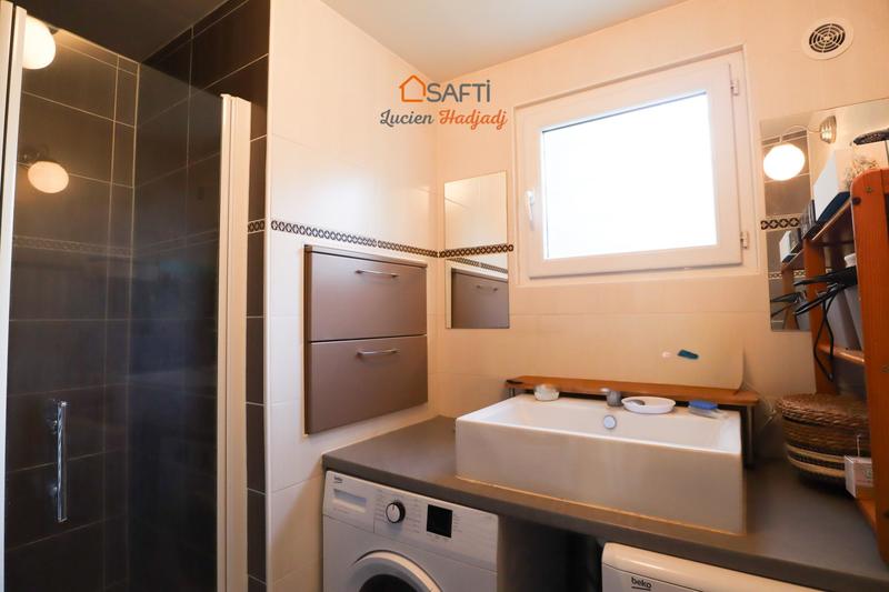 Maison - 90 m² - 6 pièces