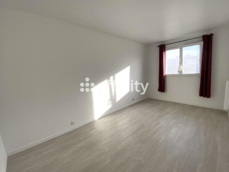 Appartement - 110 m² - 6 pièces
