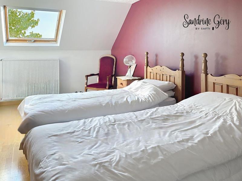 Maison - 90 m² - 6 pièces