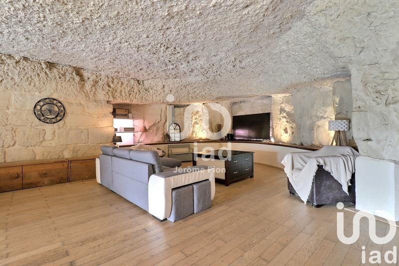 Maison - 250 m² - 6 pièces